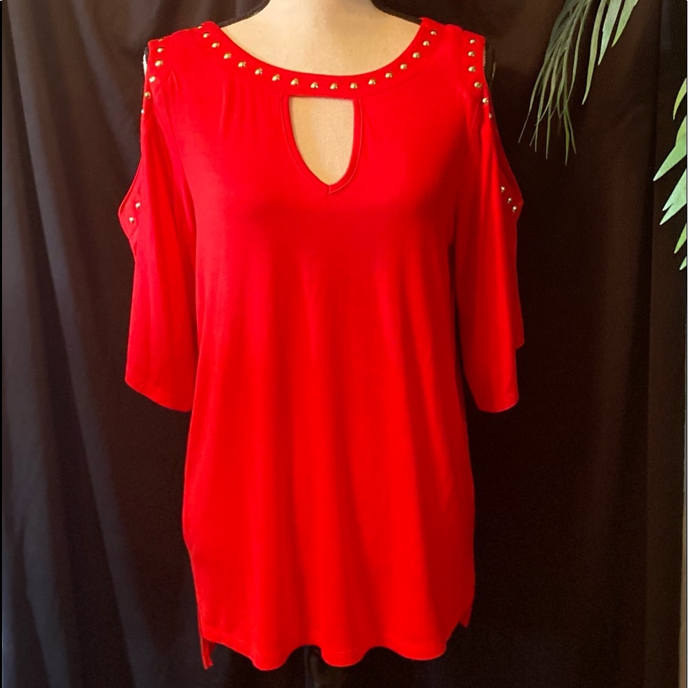 ♥️❄️NWOT c.Oliver Woman’s Red Beaded Top Size M